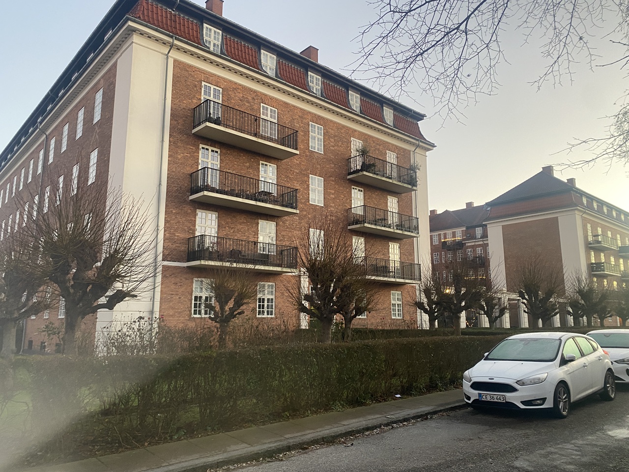 Fuglebakkegaard nær arbejdsstedet på Frederiksberg stubfraesning-frederiksberg-fuglebakkegaard-lokalomraade-2025-12-29 08.22.31